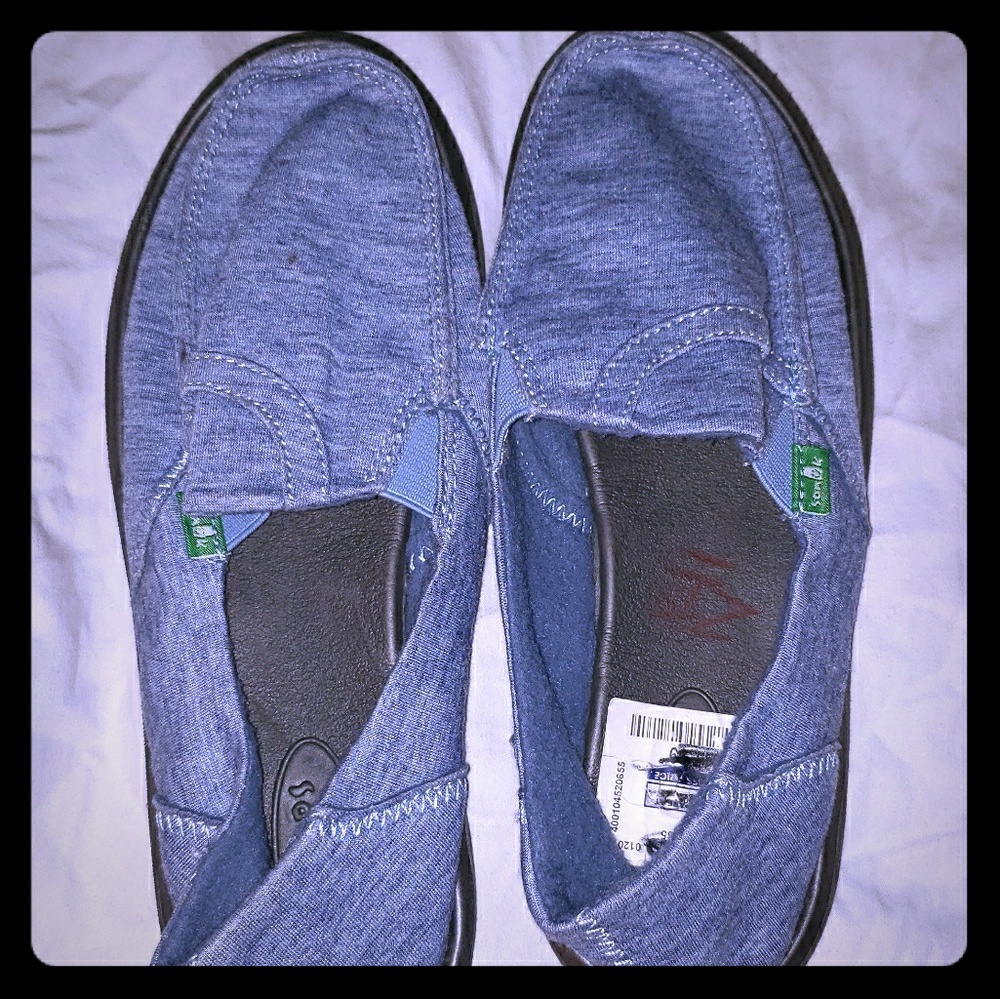Sanuks